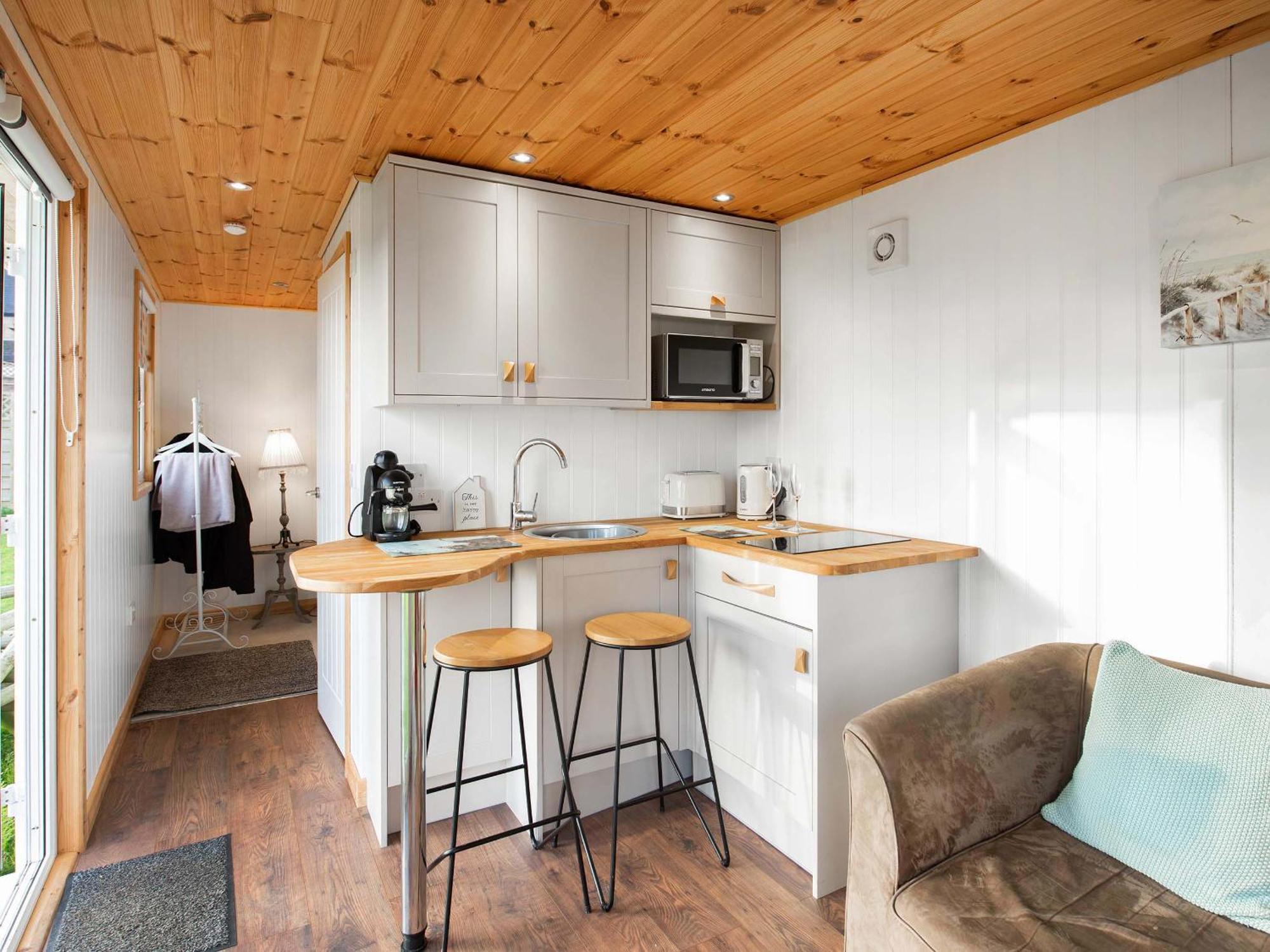 School Lodge Burwarton ภายนอก รูปภาพ
